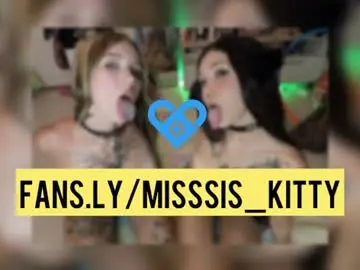 Chaturbate Adult Video Chat of masterr_and_kittyy