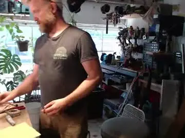 Chaturbate Live Sex Cam of seattlemanwhore