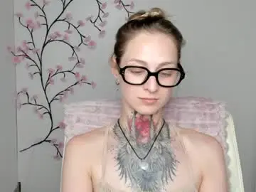 Chaturbate Adult Video Chat of alexa_kittie