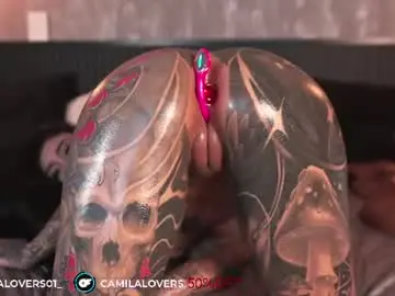 Chaturbate Live Sex Cam of camilalovers01