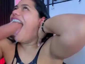 Chaturbate Live Sex Cam of issafoxx
