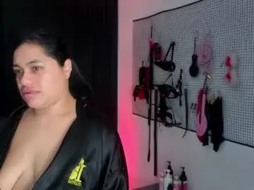Chaturbate Free Porn Cam of issafoxx