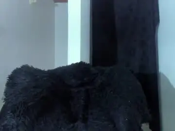 Chaturbate Free Porn Cam of shooter_boy_
