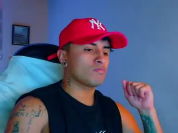 Chaturbate Best live sex cam show of boylatin_777