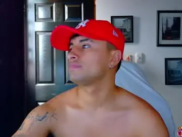 Chaturbate Free Live Porn of boylatin_777