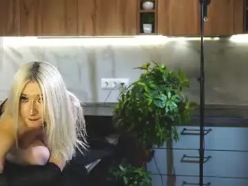 Chaturbate Best live sex cam show of lessyluiz