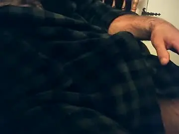 Chaturbate Live Sex Cam of richard9731