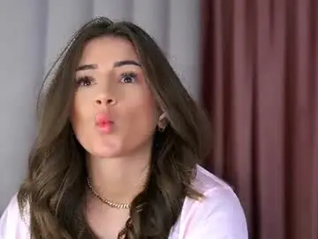 Chaturbate Sex Cam of aishasins