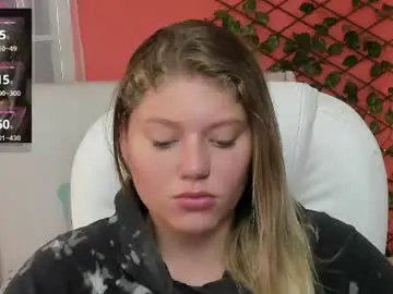 Chaturbate Free Porn Cam of alaia_greyy