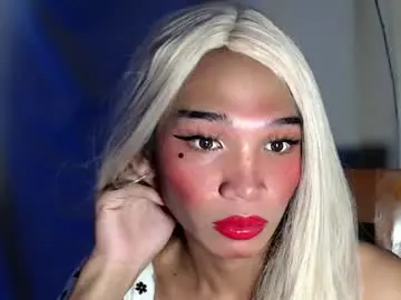 Chaturbate Live Porn of blackbarbie_jamie