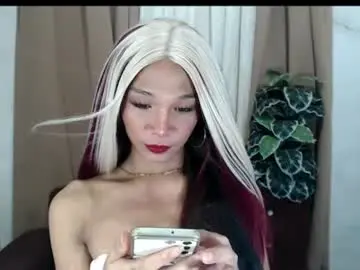 Chaturbate Watch Live Sex Cams of blackbarbie_jamie
