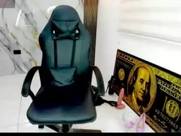 Chaturbate Live Sex of queen_findom1