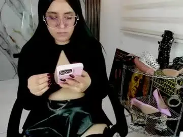 Chaturbate Best live sex cam show of queen_findom1