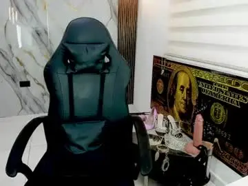 Chaturbate Best live sex cam show of queen_findom1