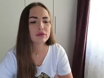 Chaturbate Live Sex Cam of beyoncedoll