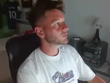 Chaturbate Live Porn of freddy_star