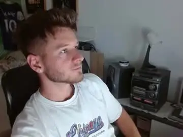Chaturbate Free Porn Cam of freddy_star