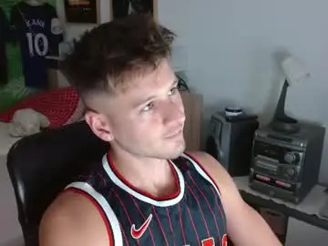 Chaturbate Live Sex Cam of freddy_star