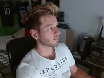 Chaturbate Sex Cam of freddy_star