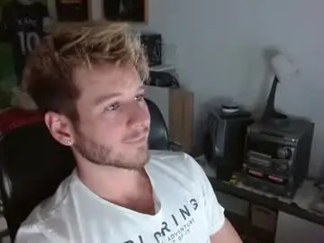 Chaturbate Sex Chat of freddy_star