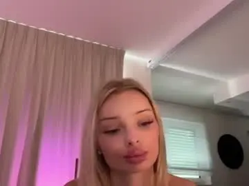 Chaturbate Adult Webcams of hannaxlovex