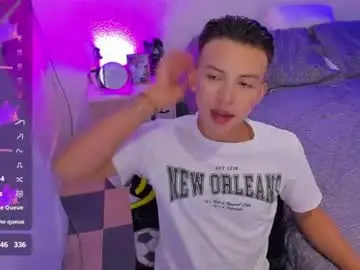 Chaturbate Live Sex Cam of hot_latin_temptation