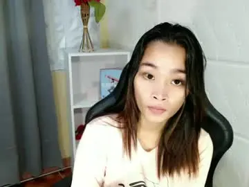 Chaturbate Live Sex Cam of tricia_slut