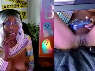 Chaturbate Adult Webcam of alys_at_college