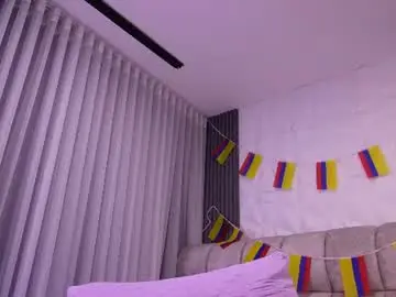 Chaturbate Live Sex Cam of goddess_eli77