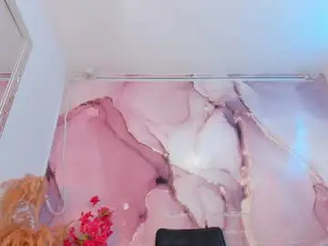 Chaturbate Live Sex Cam of istina_uwu