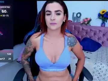 Chaturbate Best live sex cam show of mia_bigtits_17