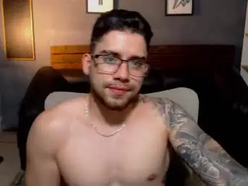 Chaturbate Live Sex Cam of mike_montoya