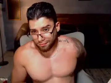 Chaturbate Free Porn Cam of mike_montoya
