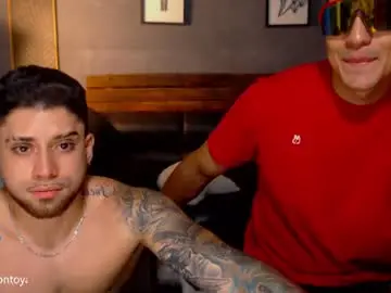 Chaturbate Live Sex Cam of mike_montoya