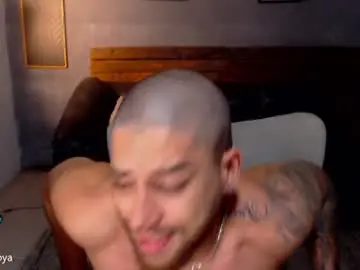 Chaturbate Best live sex cam show of mike_montoya