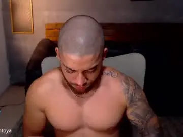 Chaturbate Nude Webcam of mike_montoya
