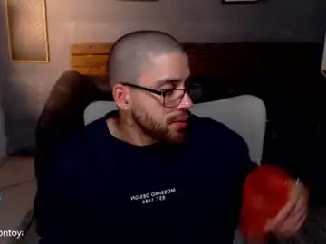 Chaturbate Watch Live Sex Cams of mike_montoya