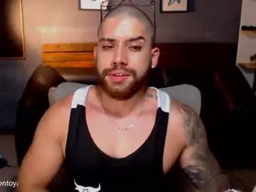 Chaturbate Live Porn of mike_montoya