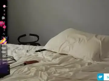 Chaturbate Live Sex Cam of seraleexxx
