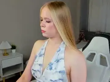Chaturbate Live Sex Cam of sweeeet_angell