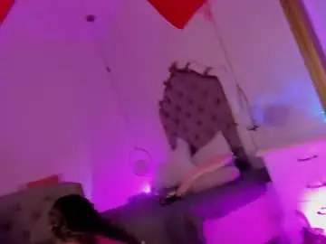 Chaturbate Live Porn of yourwishisme_val