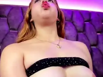 Chaturbate Sex Cam of blondebigass_