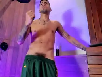 Chaturbate Live Porn of drakeneumann