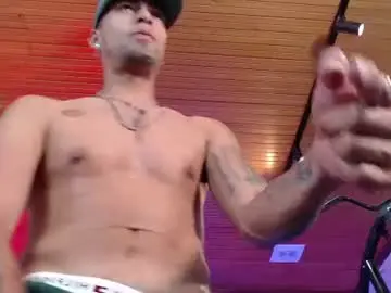 Chaturbate Sex Cam of drakeneumann