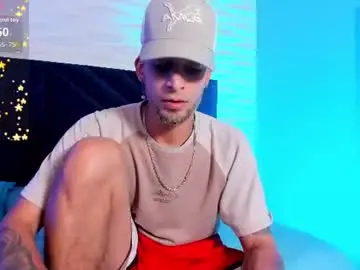 Chaturbate Free Porn Cam of drakeneumann