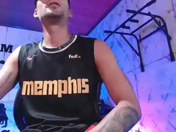 Chaturbate Live Sex Cam of drakeneumann