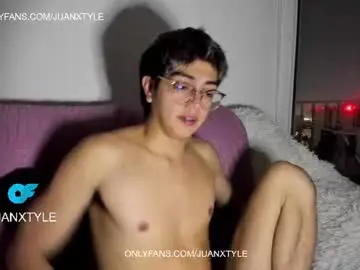 Chaturbate Best live sex cam show of juancamroom