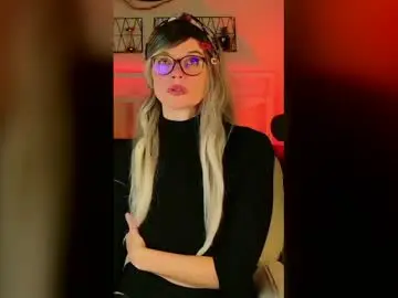 Chaturbate Live Sex of nikki_goldberg