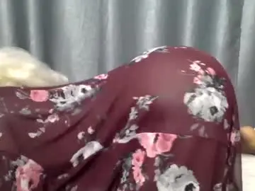 Chaturbate Best live sex cam show of pretty_curvy99