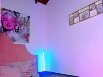 Chaturbate Best live sex cam show of tyra_honey
